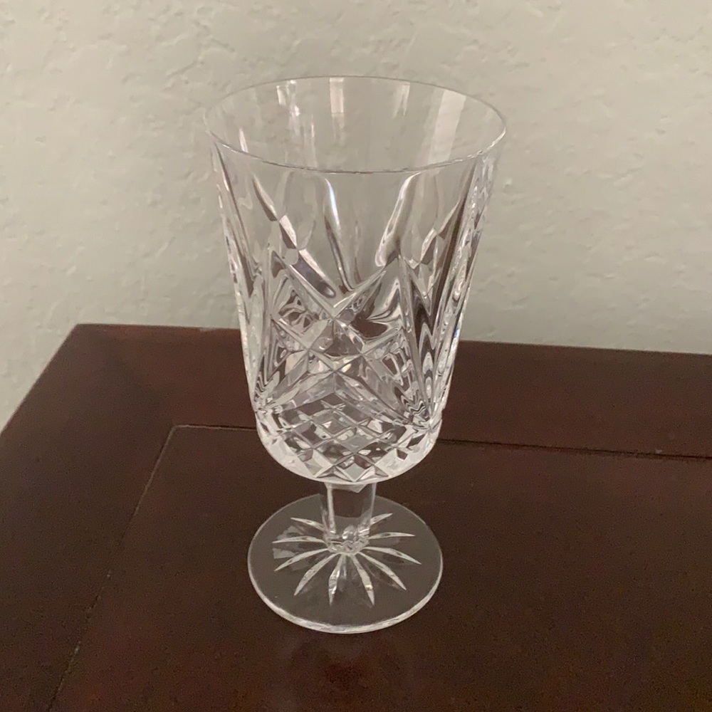 Center piece crystal small vase